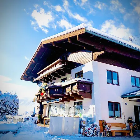 Bergblick Apartment Saalfelden Exterior photo